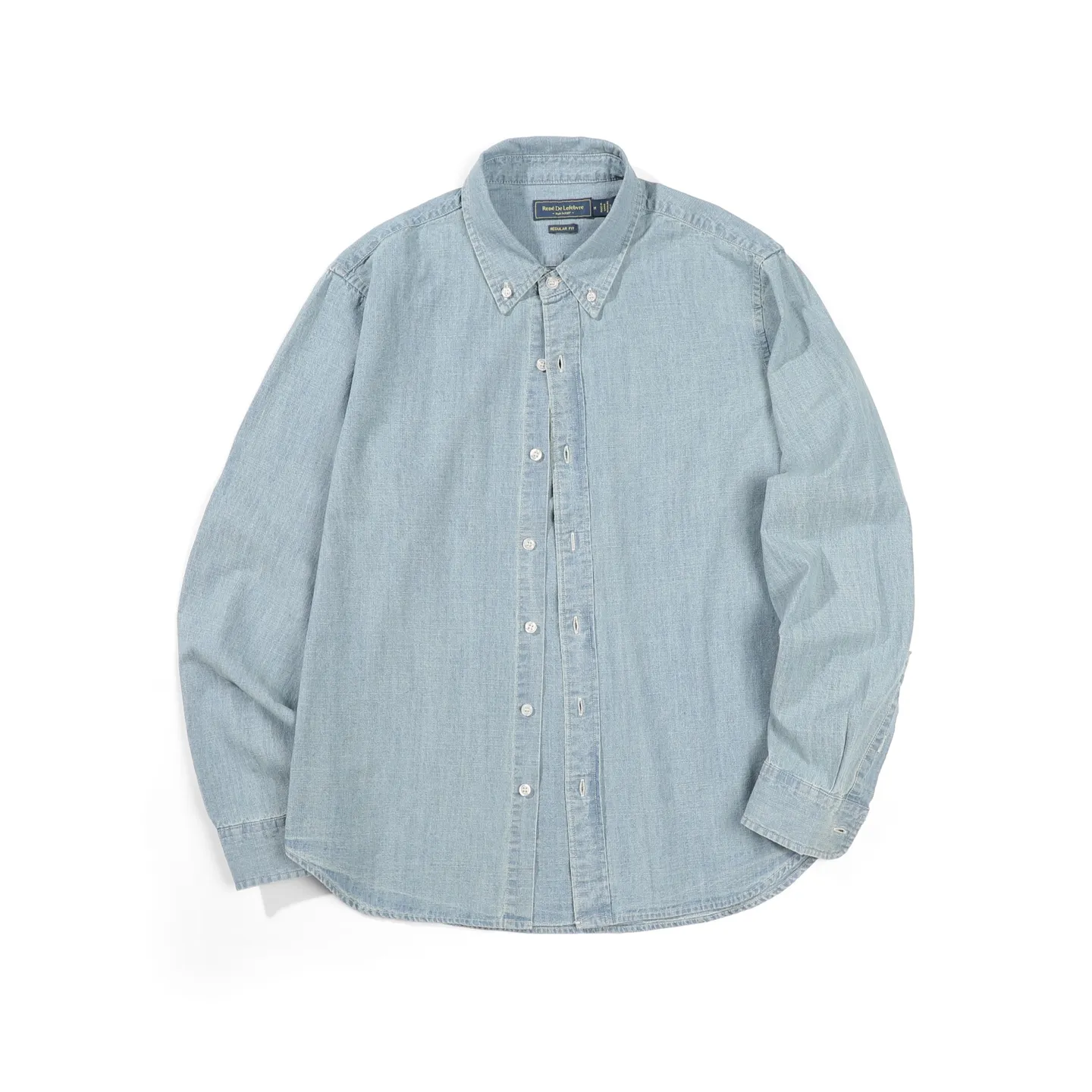 P400 [Original item] Top quality lapel long-sleeved washed denim shirt jacket Four-season men's two-color pure cotton shirt stone-washed retro casual denim shirt Denim shirt is really the most iconic product, decorated with colorful iconic pony embroidery, presenting a classic polo style design. It is a versatile choice from winter to summer. The multiple washes of denim greatly increase the comfort and softness of the fabric. The distressed effect is full of strong American retro style. This one is also closed with eyes closed. Simply YYDS~ The same style for men and women. It can be worn alone or as a cardigan. If you like looseness, choose one size larger. It is more suitable for inner wear~ The overall style is a loose version with a bit of boyfriend style. The silhouette is good and the drape is good. The upper body has a tough style~ It has an American retro denim style. This shirt is suitable for many occasions, whether it is daily leisure or commuting. It is a good choice. It can also be used as a layering jacket/coat. Color: dark blue, light blue, size: S-XL